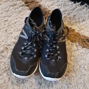 Teva Black and White Women's Black Gray Sneakers Size 9 Athletic Running